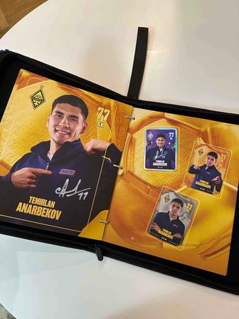Кайрат лимитированный альбом с автографами и карточками