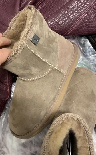 Женские угги