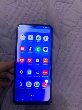 Продам телефон