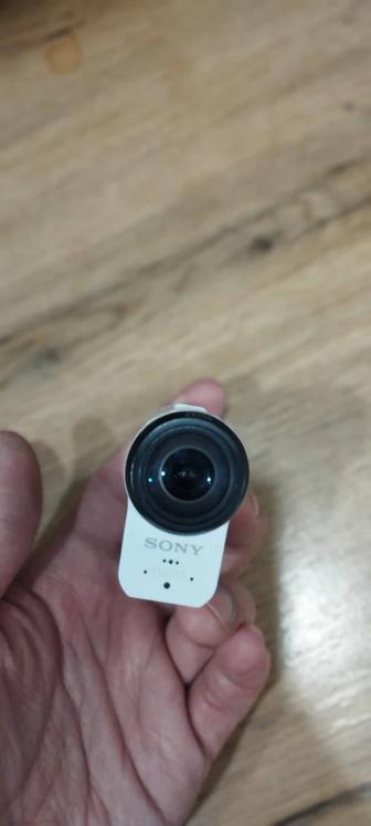 Продам Экшн-камеру SONY 4k FDR X3000