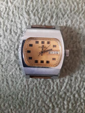 Часы наручные