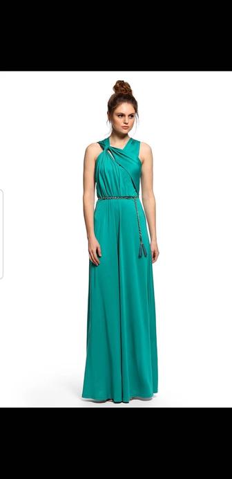 Продам женские платья