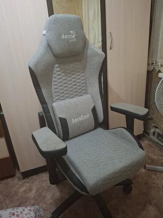 Игровое кресло AeroCool