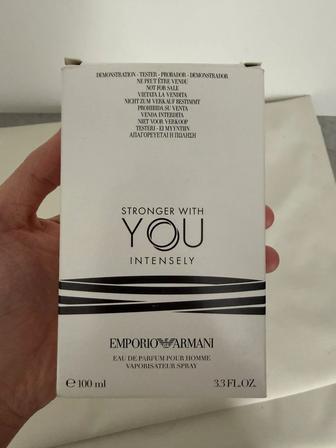 мужской парфюмерная вода.