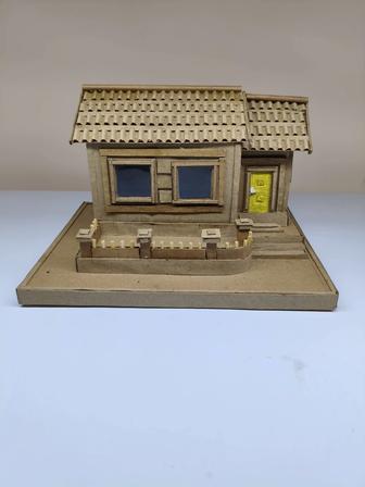 Домик вырезан из картона