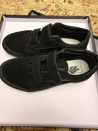 Продам кеды vans