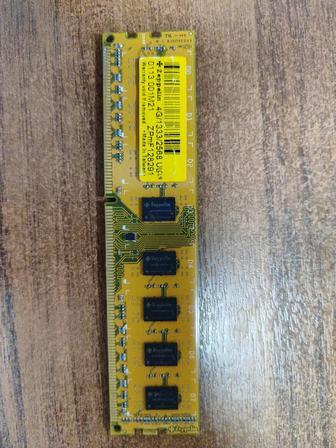 ОЗУ Zeppelin 4G/1333/2568Ul, DDR3, б/у