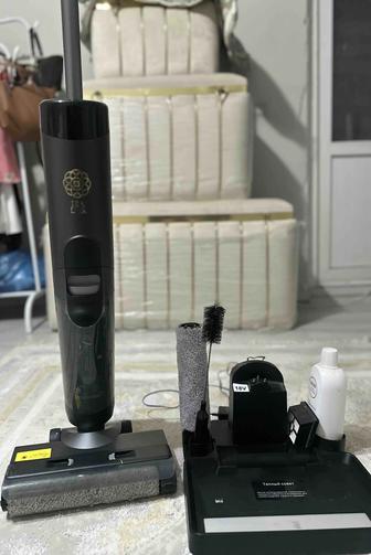 Вертикальный моющий пылесос