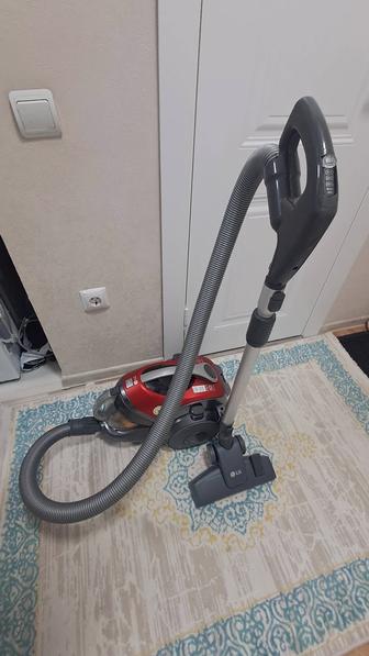 Продам пылесос лджи