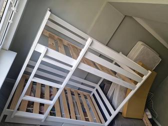 Срочно продам двух.этаж кровать
