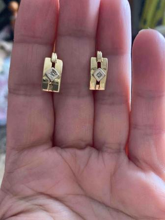 Серьги с бриллиантами 750 пр.