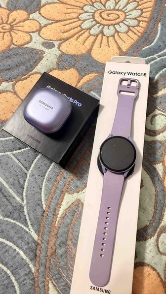 Самсунг часы и наушники