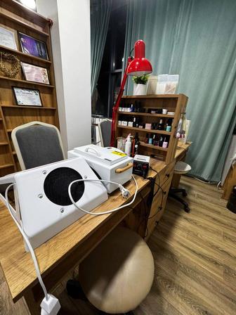 Маникюр педикюр