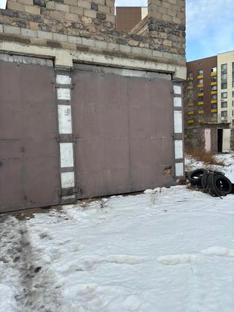 Продам ворота от автобокса