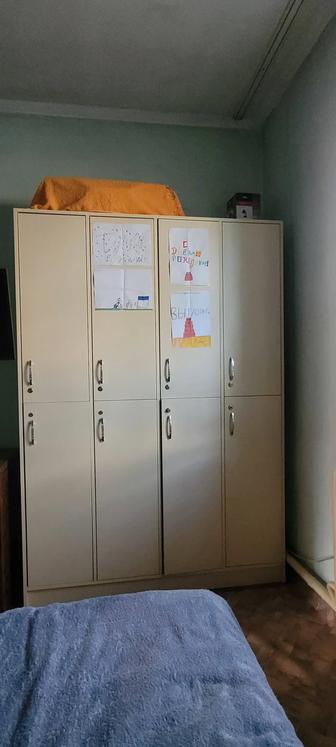 Продается шкафы 8 дверок .т2 по 6дверок