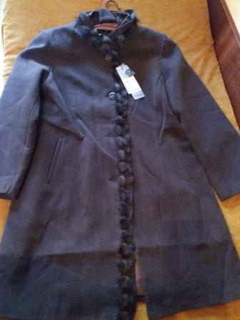 Новое кашемировое жен Пальто 50-52размер