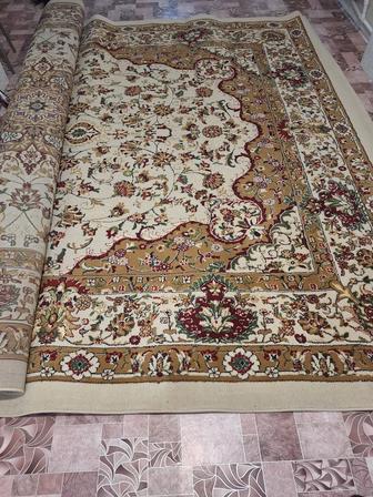 Продается ковер, размер 3,0 x 7,0