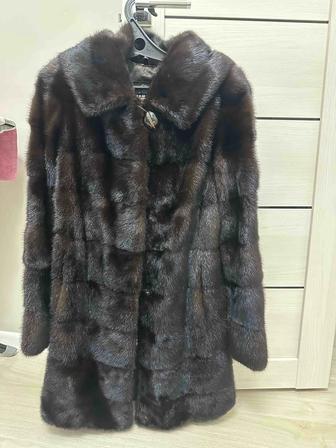 Продам норковую шубу