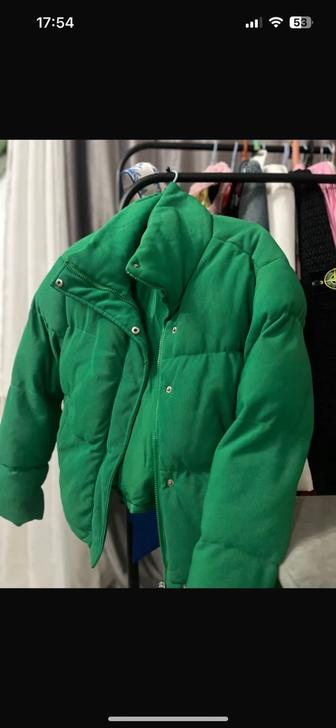 Продам зимнюю куртку