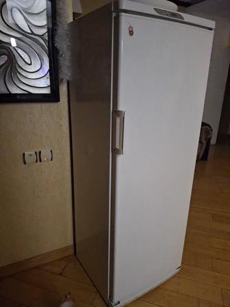 Отдам б/у морозильник не рабочем состоянии