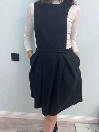 Продам брендовый теплый сарафан