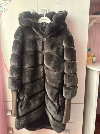 Продам натуральную шубу