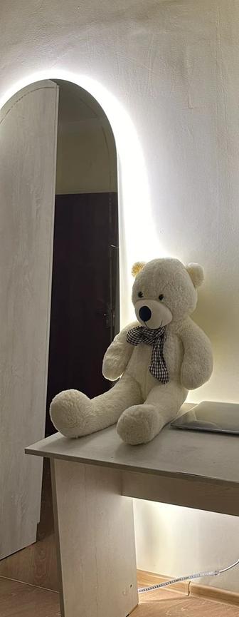 Продаю зеркало с подсветкой