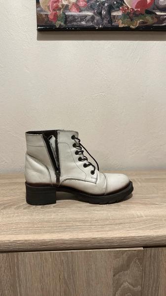 Ботинки зимние кожанные