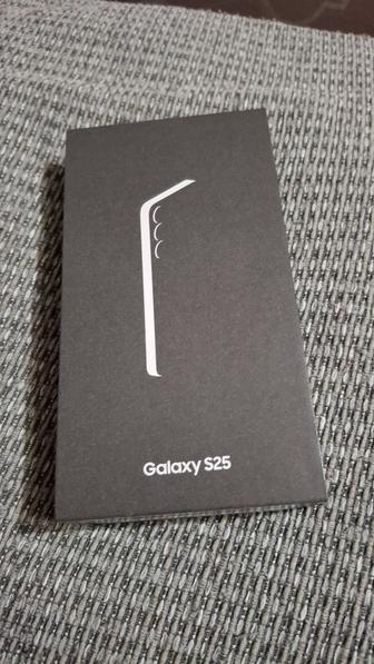 Продам новый телефон Samsung s25 за 280000.