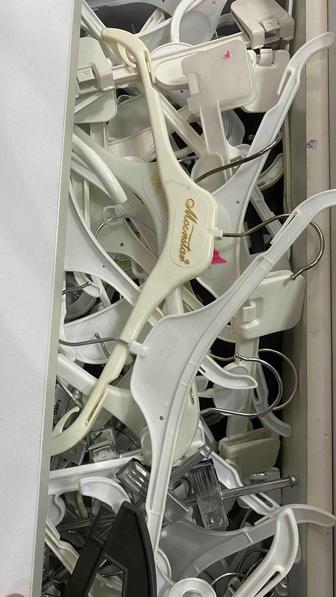 Вешалки для одежды детские