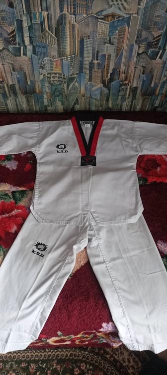 Форма для тхэквондо