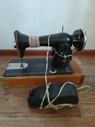 Швейная машинка