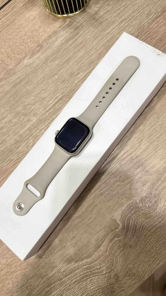 Часы Apple Watch 8 series