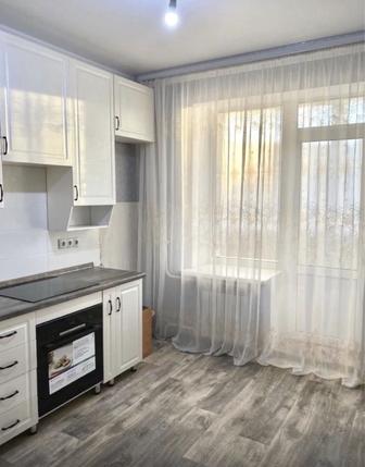 Продается кухонный гарнитур