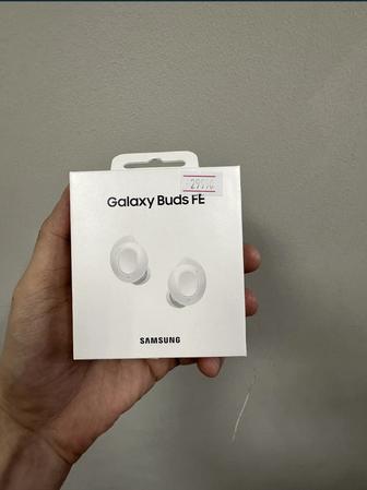 Продам наушники Samsung Galaxy Buds FE