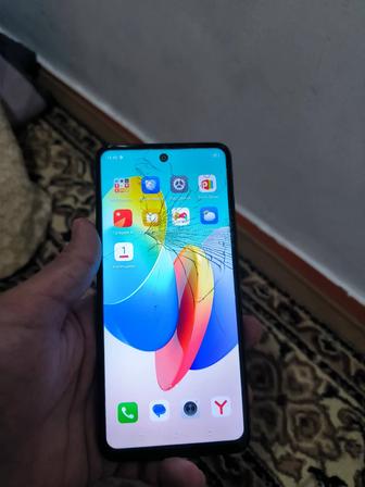 Телефон Tecno spark go 128