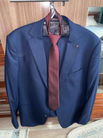 Мужской костюм