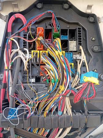 Автоэлектрик грузовой автомобиль