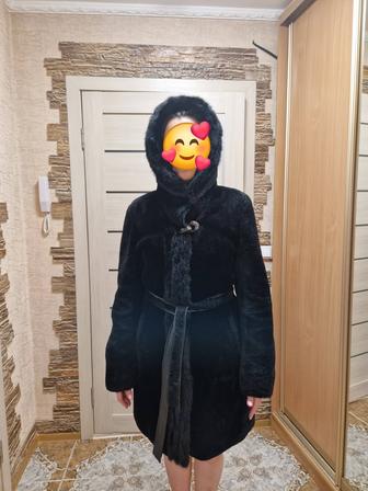 Продам шубу мутон, отделка норка