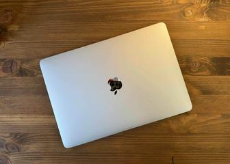 Macbook Air 13 M1 2020 8/256