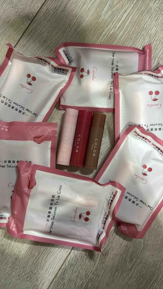 Помада Оттеночный бальзам-помада
Наборе 3 штуки