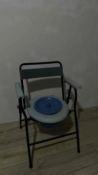 Продам биотуалет б/у