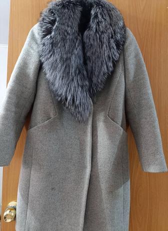 Пальте зимнее
