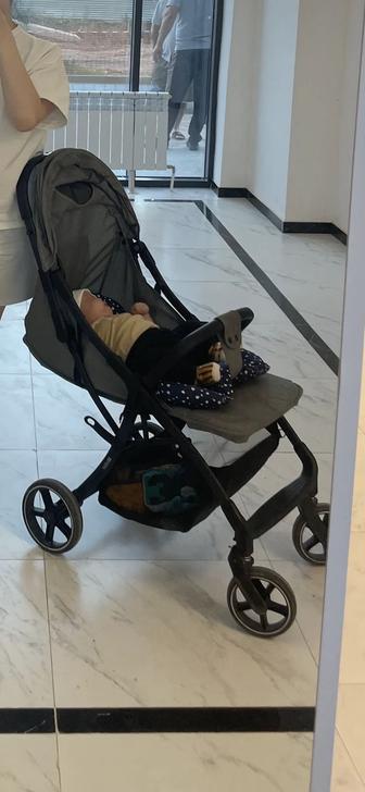 Коляска Mstar