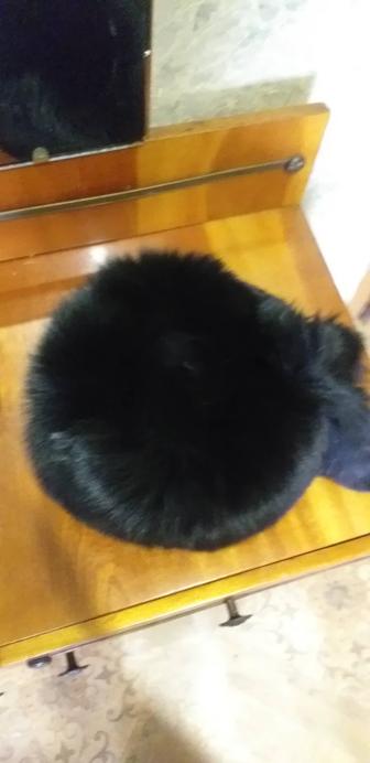 Продам шапку женскую