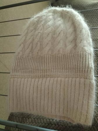 Продам шапку женскую ангора зимняя