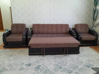 Продам диван с 2 креслами