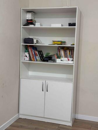 Продам шкаф-с полками для книг/папок/тетрадей.Подходит для аптек,офисов.
