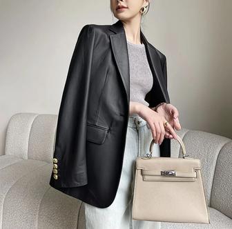 Кожаный пиджак женский