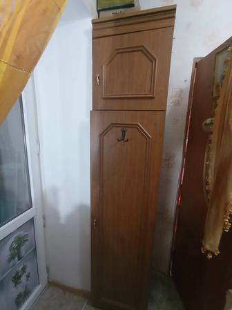 Шкаф